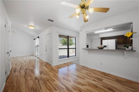 135 Santa Fe Drive Rockport TX 78382