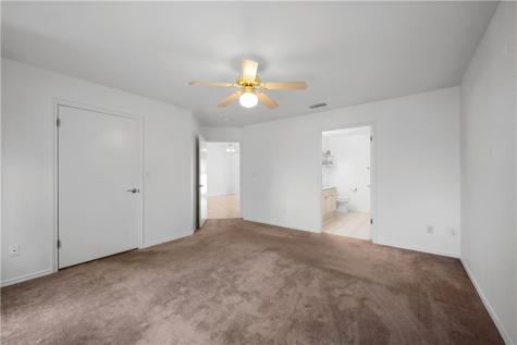 135 Santa Fe Drive Rockport TX 78382