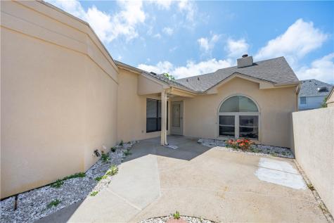 135 Santa Fe Drive Rockport TX 78382