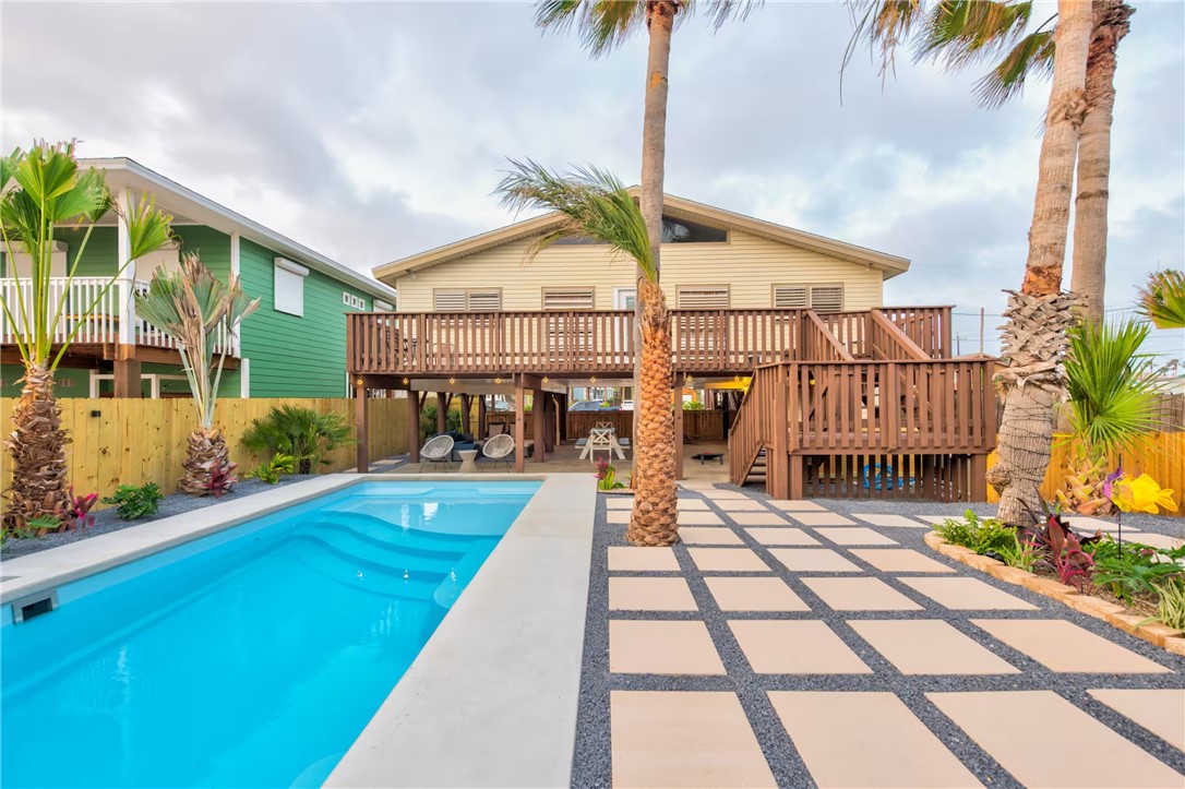 310 Leslie Lane Port Aransas TX 78373
