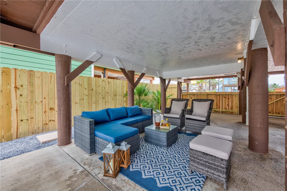310 Leslie Lane Port Aransas TX 78373