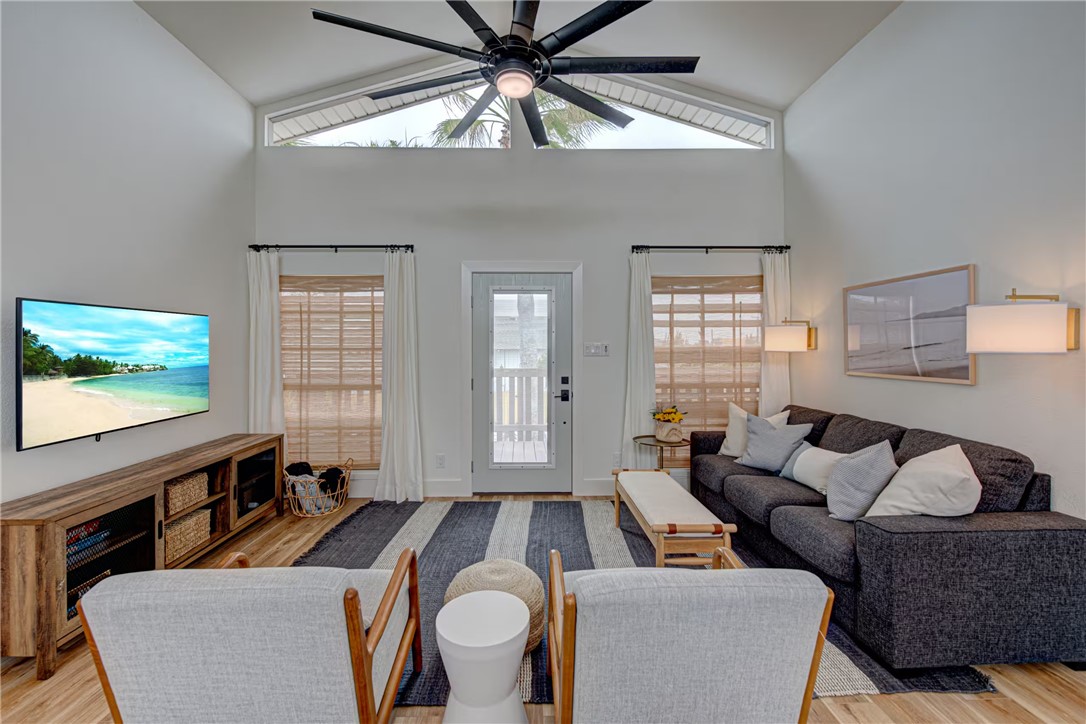 310 Leslie Lane Port Aransas TX 78373