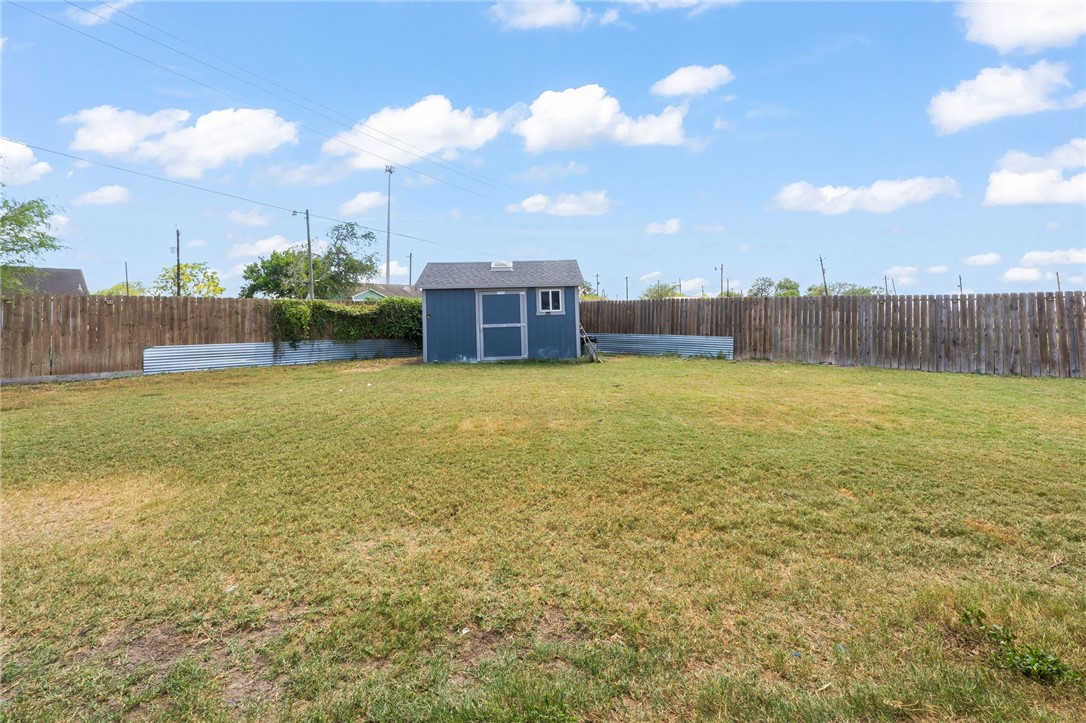 1701 Dr Ben Vela Drive Corpus Christi TX 78410