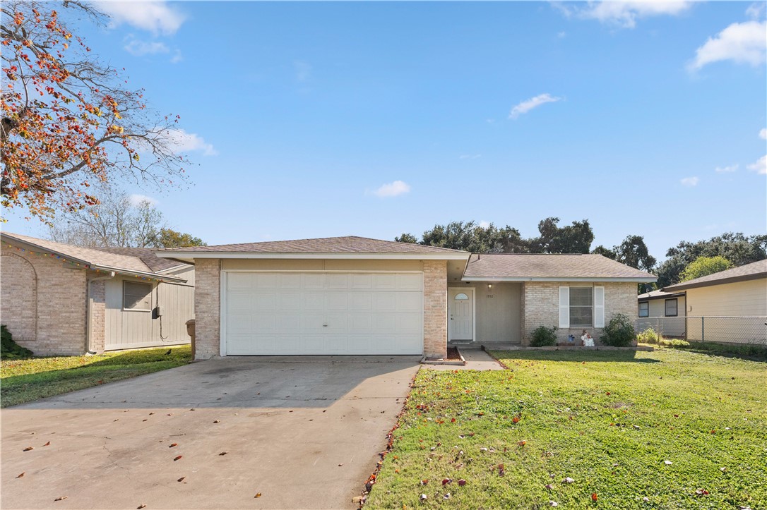 1910 Sean Drive Corpus Christi TX 78412
