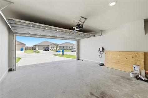 2231 Medusa Drive Portland TX 78374
