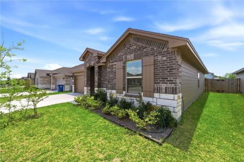 2231 Medusa Drive Portland TX 78374