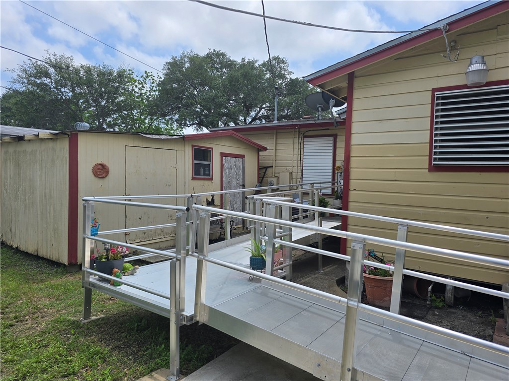 2230 Talisman Street Corpus Christi TX 78416