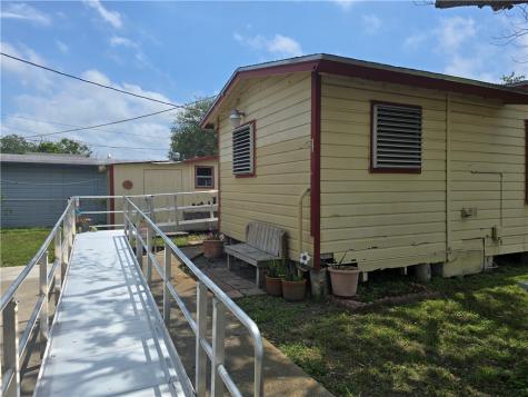 2230 Talisman Street Corpus Christi TX 78416