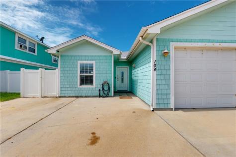 699 Morgan Cr 104 Port Aransas TX 78373