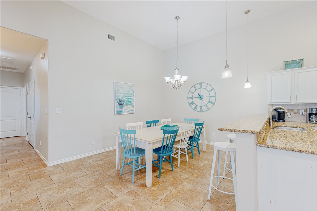699 Morgan Cr 104 Port Aransas TX 78373