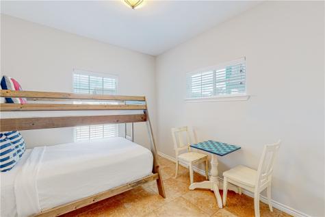 699 Morgan Cr 104 Port Aransas TX 78373