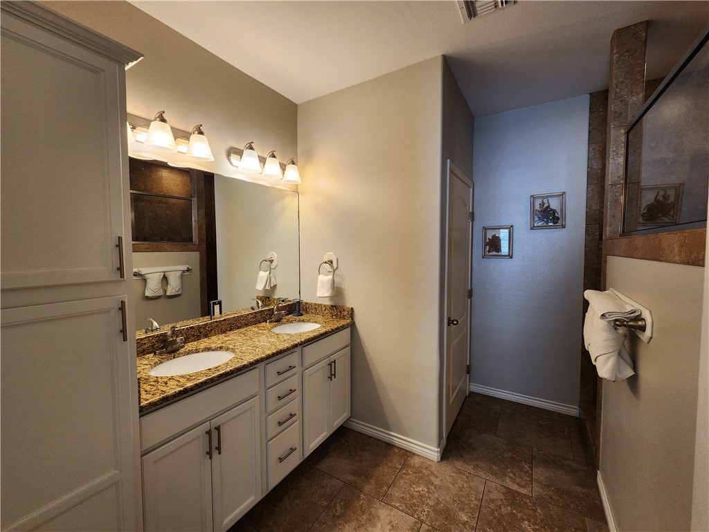 699 Morgan Cr 104 Port Aransas TX 78373