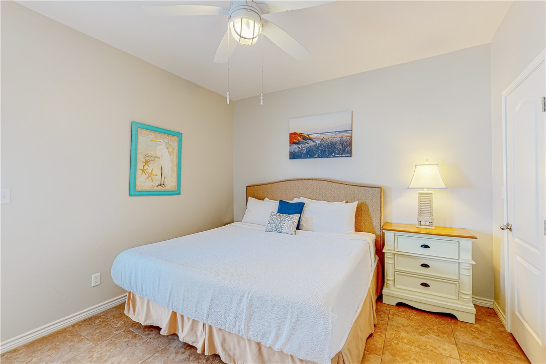 699 Morgan Cr 104 Port Aransas TX 78373