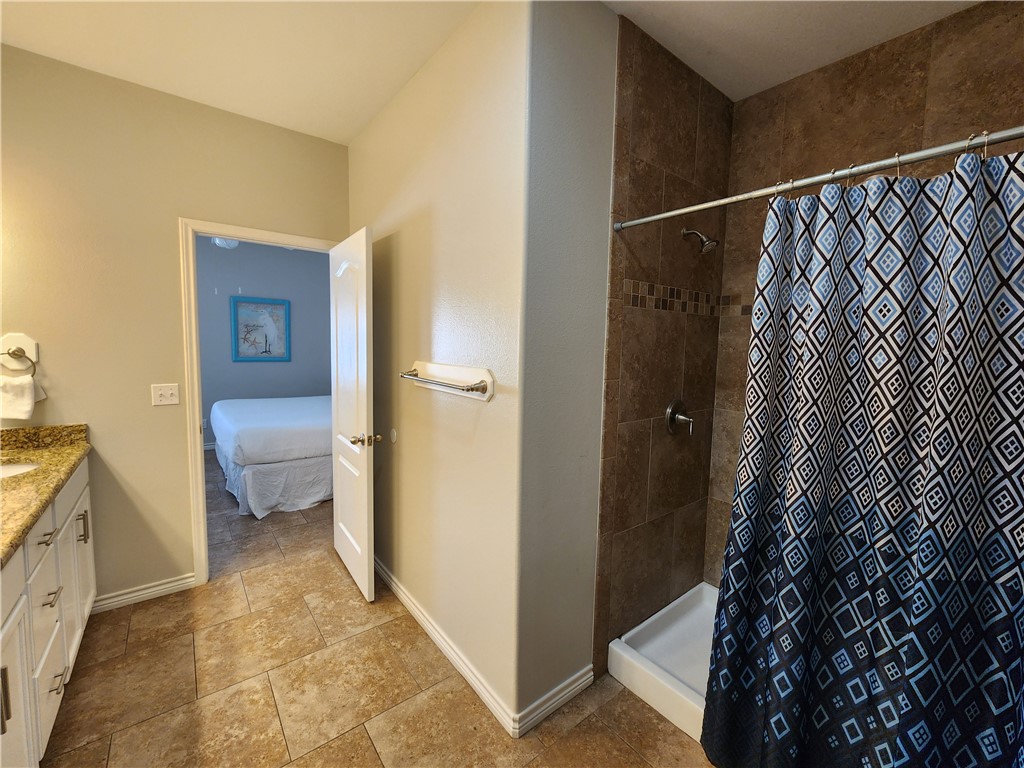 699 Morgan Cr 104 Port Aransas TX 78373