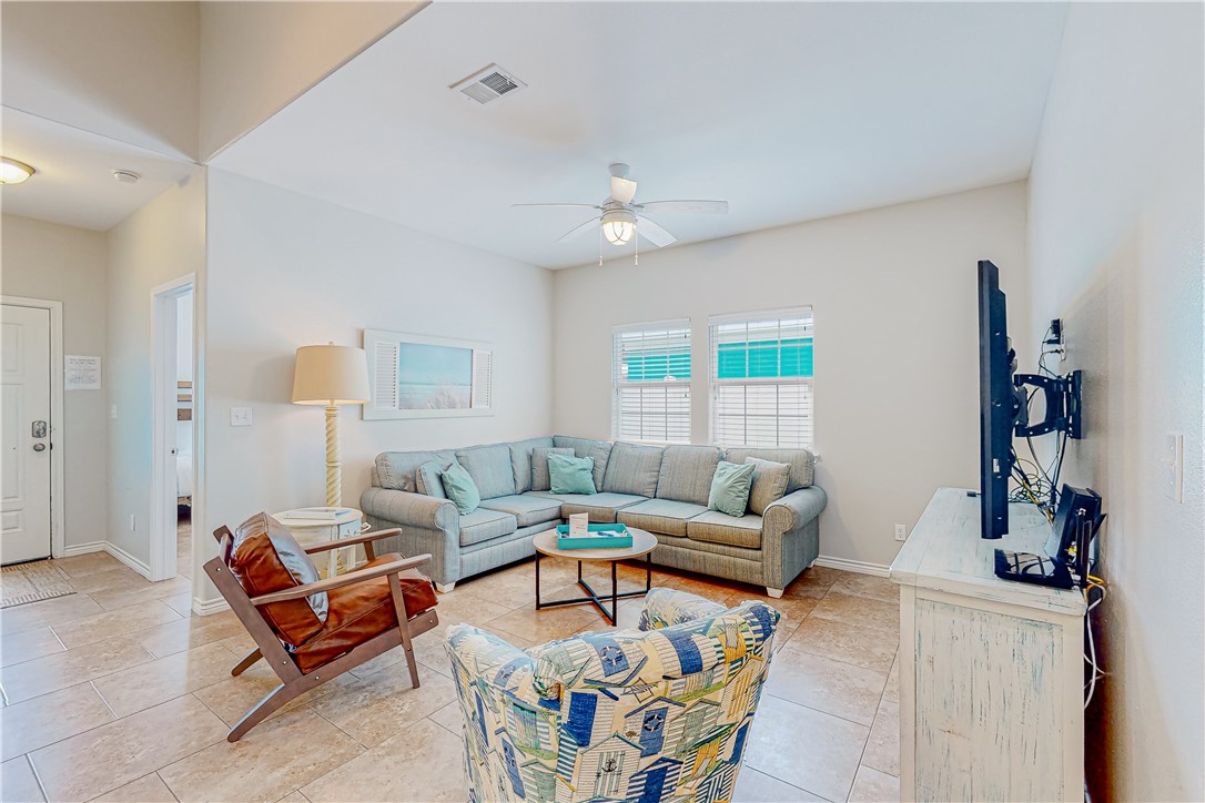 699 Morgan Cr 104 Port Aransas TX 78373