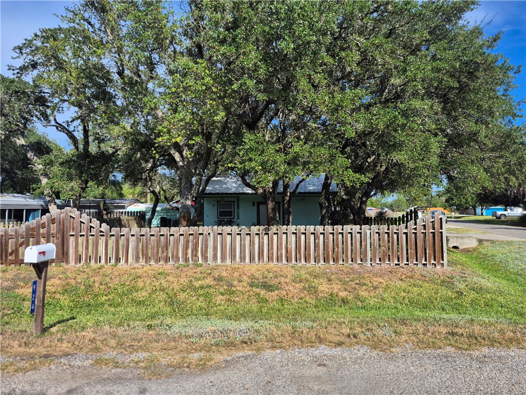 924 Ibis Drive Rockport TX 78382