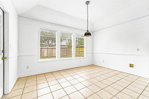 1013 La Mirada Portland TX 78374