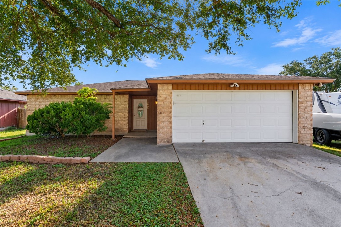 2838 Tumbleweed Drive Corpus Christi TX 78410