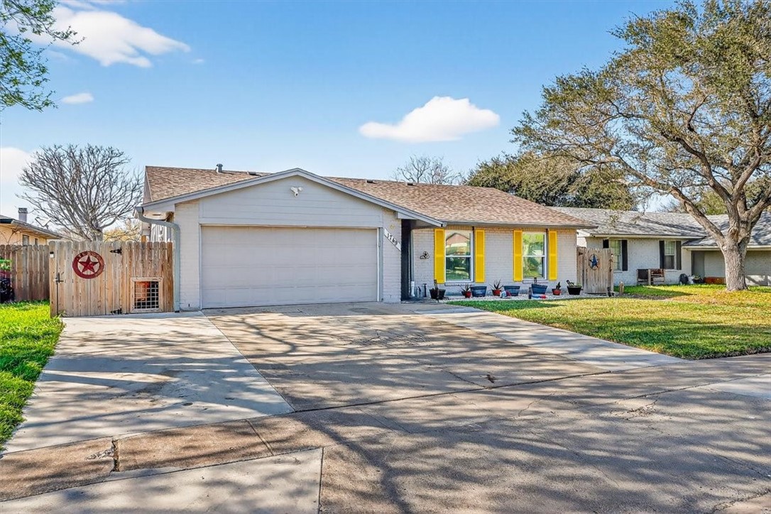 1749 Dawn Breeze Drive Corpus Christi TX 78412