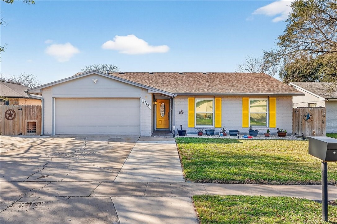 1749 Dawn Breeze Drive Corpus Christi TX 78412
