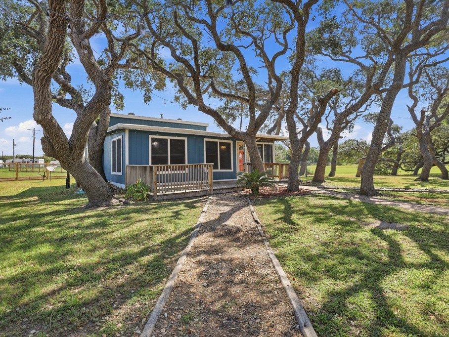 1410 S Mathis Street Rockport TX 78382