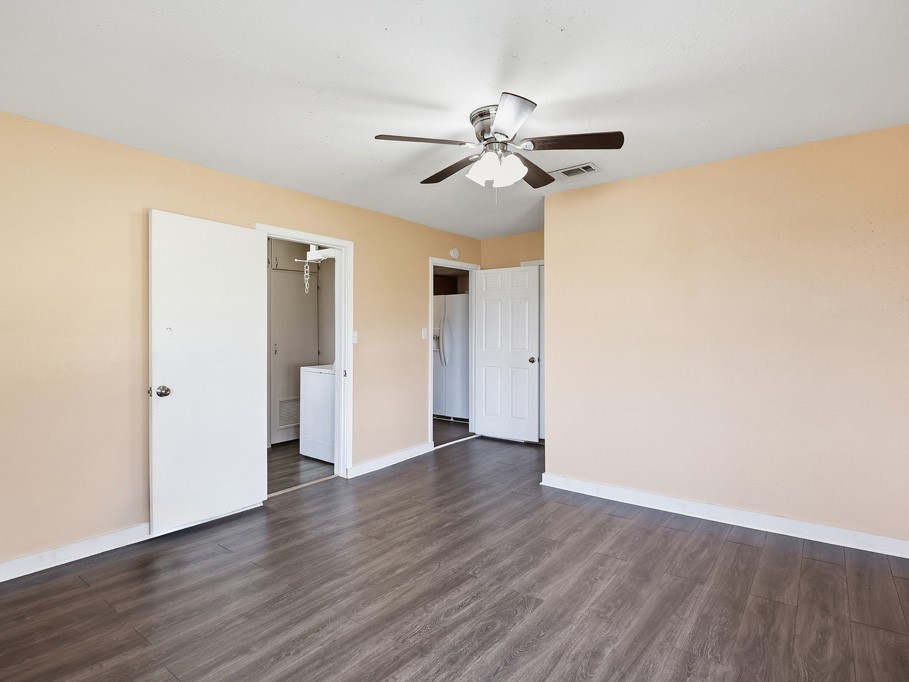 1410 S Mathis Street Rockport TX 78382