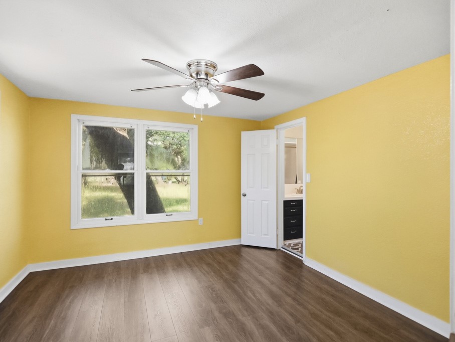 1410 S Mathis Street Rockport TX 78382