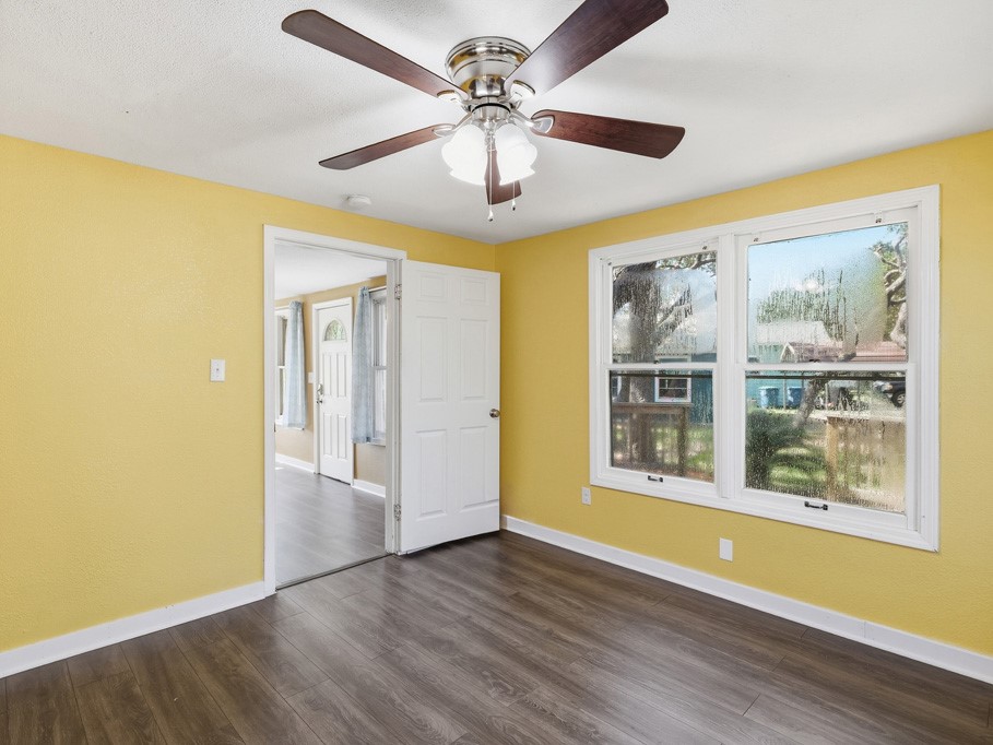 1410 S Mathis Street Rockport TX 78382