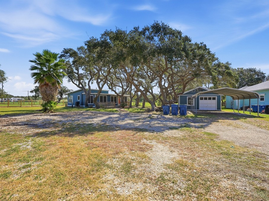 1410 S Mathis Street Rockport TX 78382