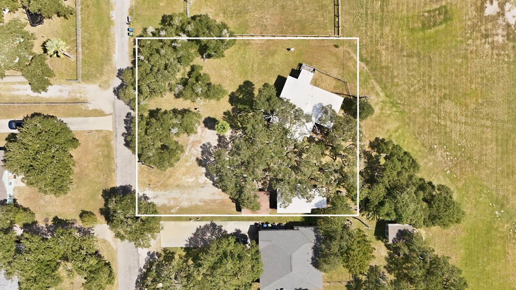 1410 S Mathis Street Rockport TX 78382