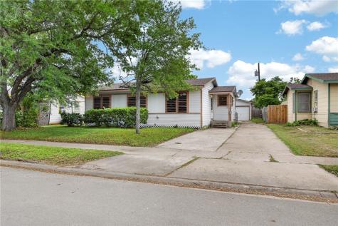 626 Chase Drive Corpus Christi TX 78412