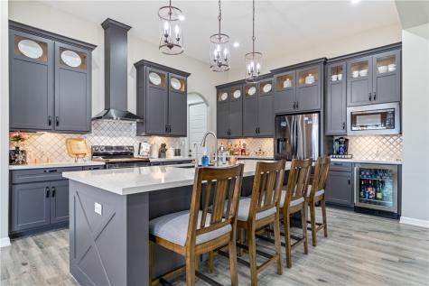 1864 The Grand Drive Kingsville TX 78363