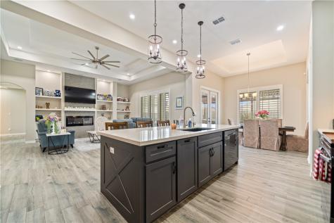 1864 The Grand Drive Kingsville TX 78363