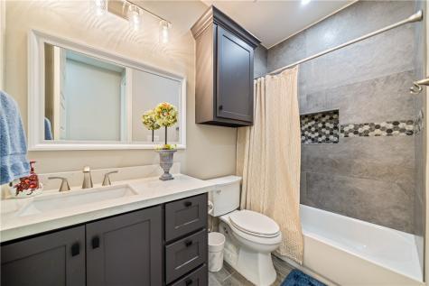 1864 The Grand Drive Kingsville TX 78363