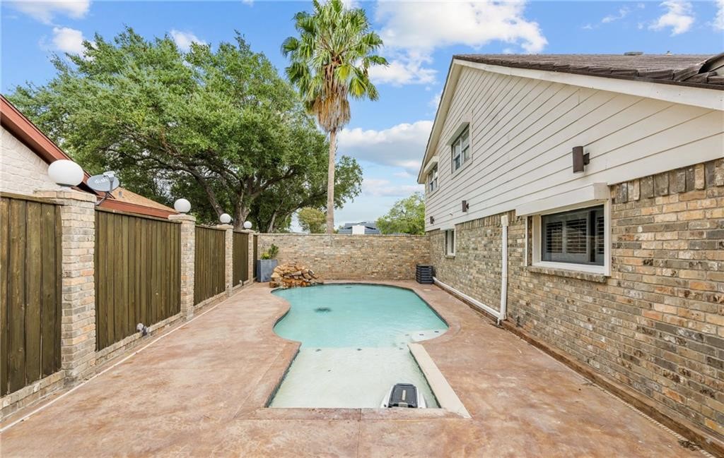 6113 Lost Creek Drive Corpus Christi TX 78413