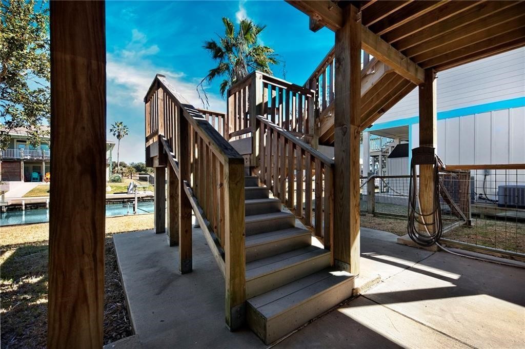 39 Front Street Rockport TX 78382