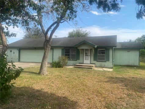 813 E Yoakum Avenue Kingsville TX 78363