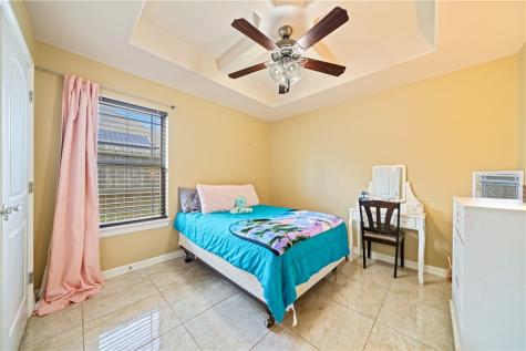 1996 Laurel Street Kingsville TX 78363