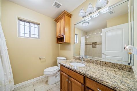 1996 Laurel Street Kingsville TX 78363