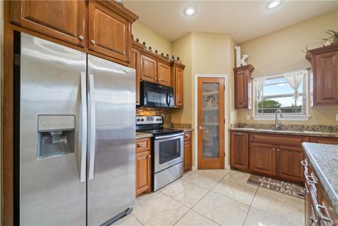 1996 Laurel Street Kingsville TX 78363
