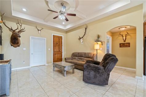1996 Laurel Street Kingsville TX 78363