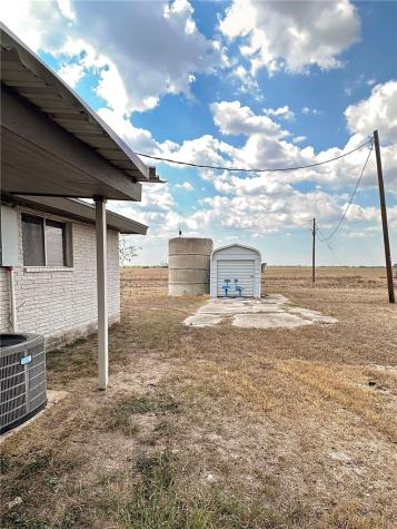 6604 County Road 136 Pawnee TX 78145
