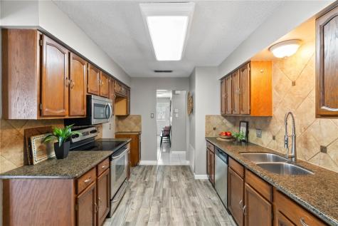 3221 Seafoam Drive Corpus Christi TX 78418