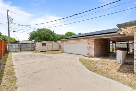 3221 Seafoam Drive Corpus Christi TX 78418
