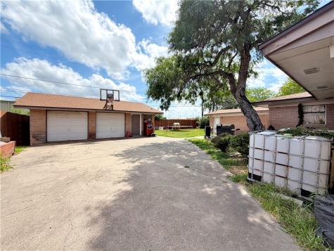 9733 Wilkins Drive Corpus Christi TX 78410