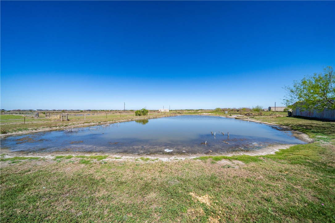 1230 County Road 22 Corpus Christi TX 78415