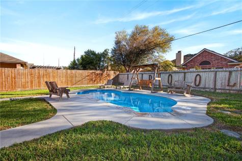 6037 Natchez Drive Corpus Christi TX 78414