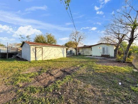 1130 Belmeade Drive Corpus Christi TX 78412