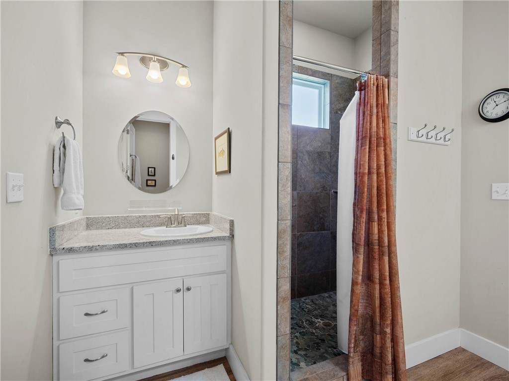 513 Traylor Boulevard Rockport TX 78382