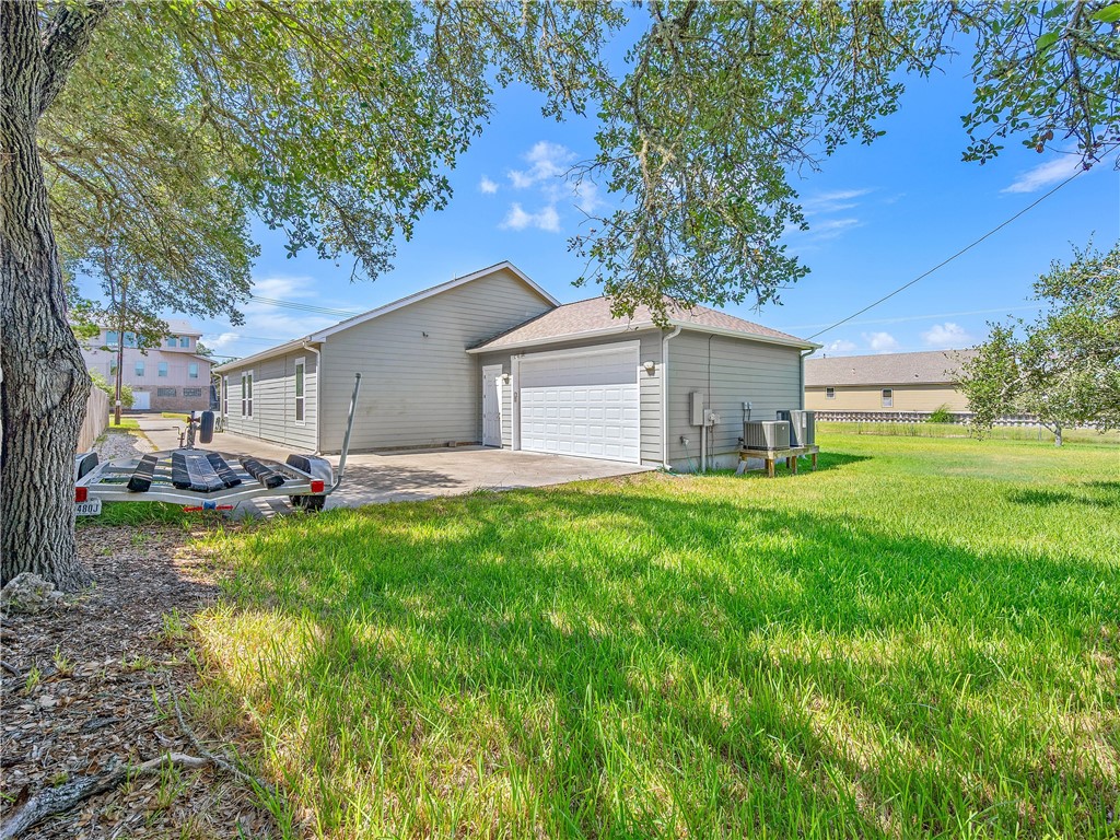 513 Traylor Boulevard Rockport TX 78382